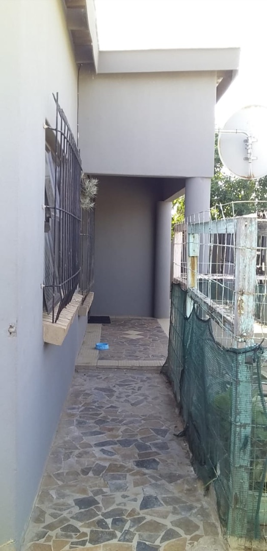 2 Bedroom Property for Sale in Blikkiesdorp Eastern Cape